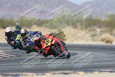 media/Nov-02-2025-CVMA (Sun) [[337aff29ab]]/Race 11-Amateur Supersport Open/
